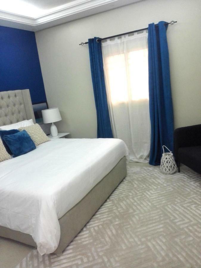 LUXURY LARGE FLAT IN MADINAH CLOSE TO MASJID NABAWI APARTMENT MEDINA