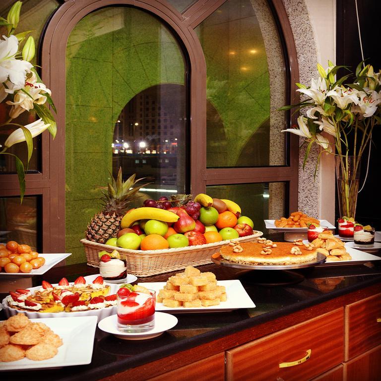al eiman al qibla hotel